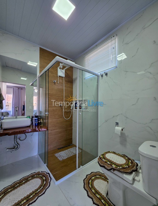 Casa para aluguel de temporada em São Francisco do Sul (Ubatuba)