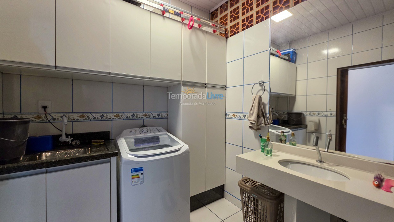 Casa para aluguel de temporada em São Francisco do Sul (Ubatuba)