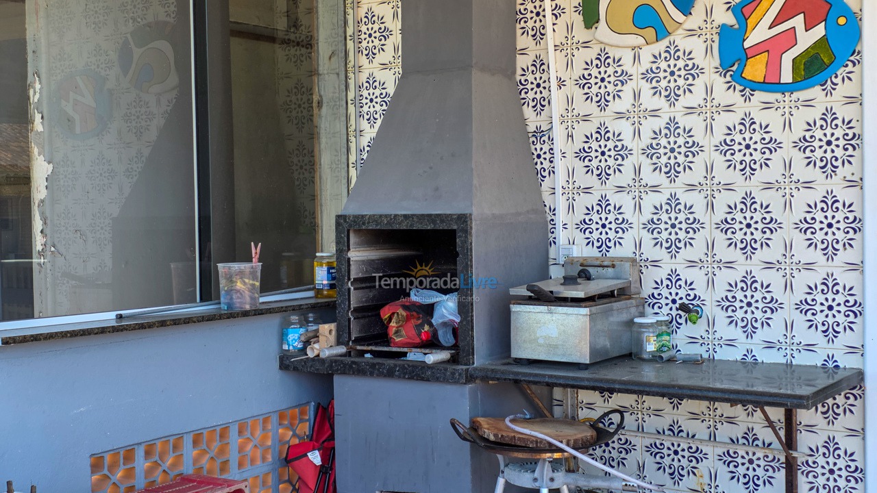 Casa para aluguel de temporada em São Francisco do Sul (Ubatuba)