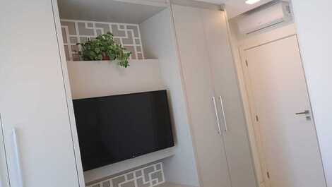 LOCAÇÃO TEMPORADA: JURERÊ, 2 SUÍTES, ÓTIMA LOCALIZAÇÃO