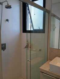 LOCAÇÃO TEMPORADA: JURERÊ, 2 SUÍTES, ÓTIMA LOCALIZAÇÃO