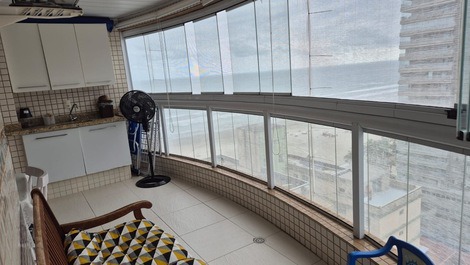 Apartamento céu e mar