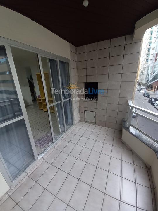 Apartment for vacation rental in Itapema (Meia Praia)