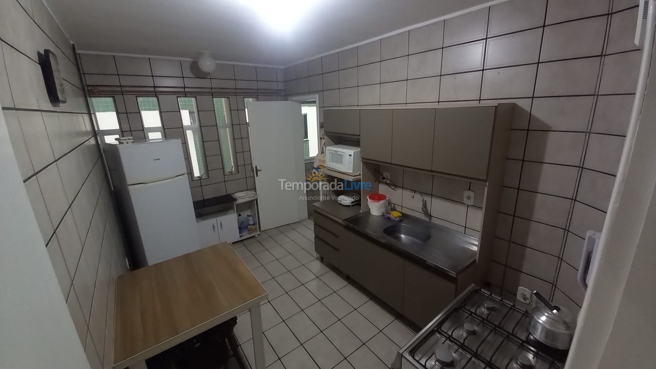 Apartment for vacation rental in Itapema (Meia Praia)