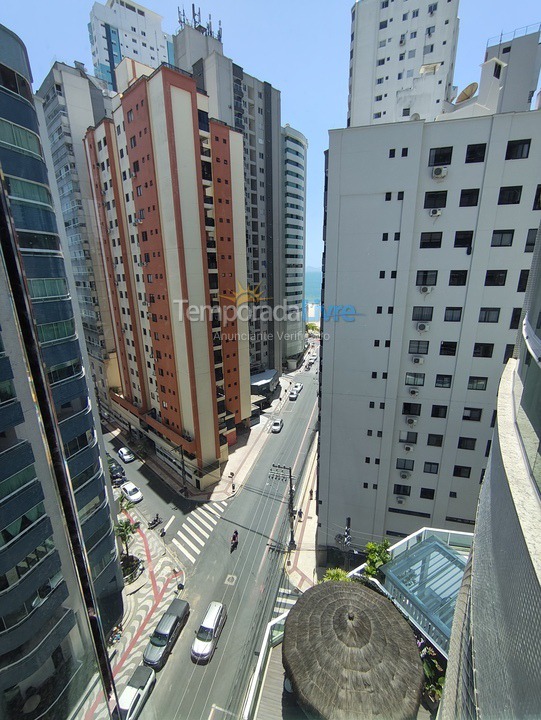 Apartamento para aluguel de temporada em Balneário Camboriú (Centro)