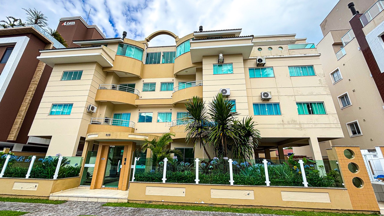 Apartamento para aluguel de temporada em Governador Celso Ramos (Praia de Palmas)