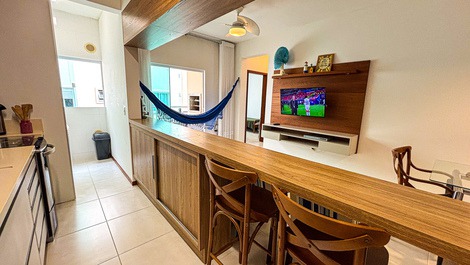 Partiu Palmas? Apto a 180m da praia.