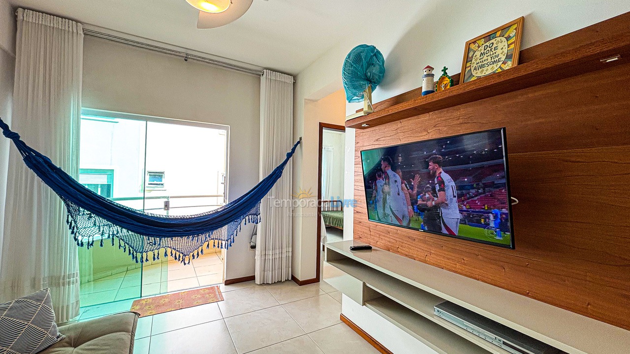 Apartamento para aluguel de temporada em Governador Celso Ramos (Praia de Palmas)