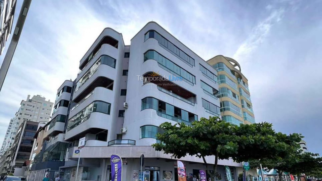 Apartment for vacation rental in Itapema (Meia Praia)