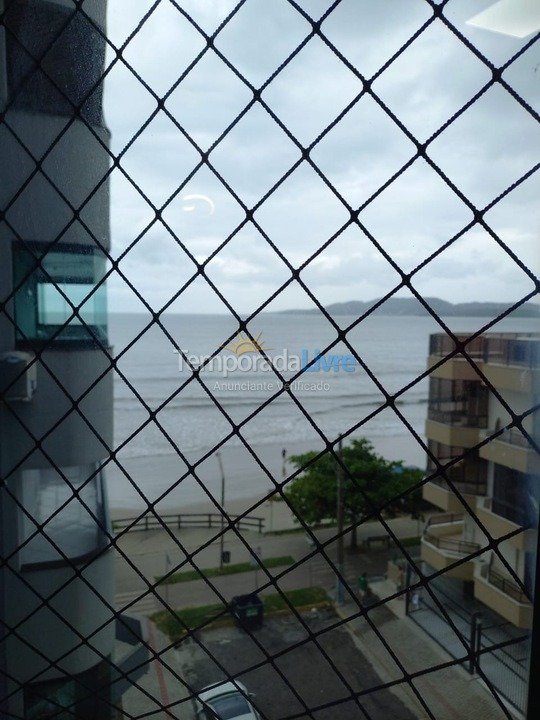 Apartment for vacation rental in Itapema (Meia Praia)