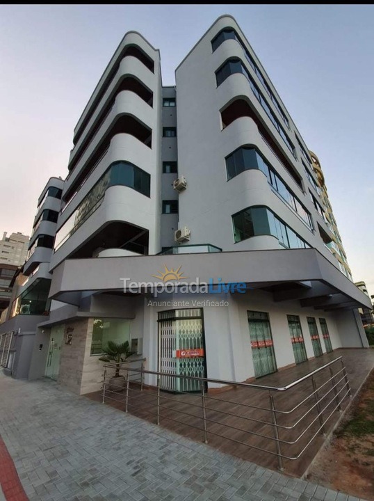 Apartment for vacation rental in Itapema (Meia Praia)