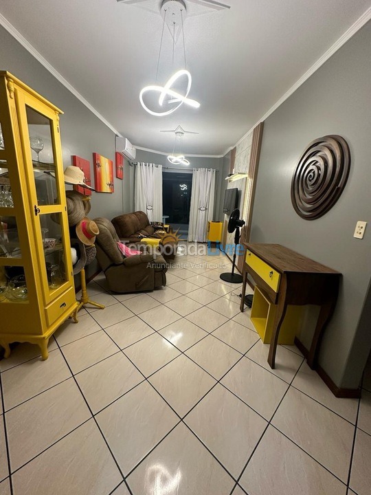 Apartment for vacation rental in Itapema (Meia Praia)