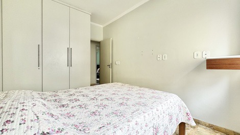 Pitangueiras, a 90 metros de la playa, 4 habitaciones, vista al mar, Wi-Fi, 2 plazas de aparcamiento.