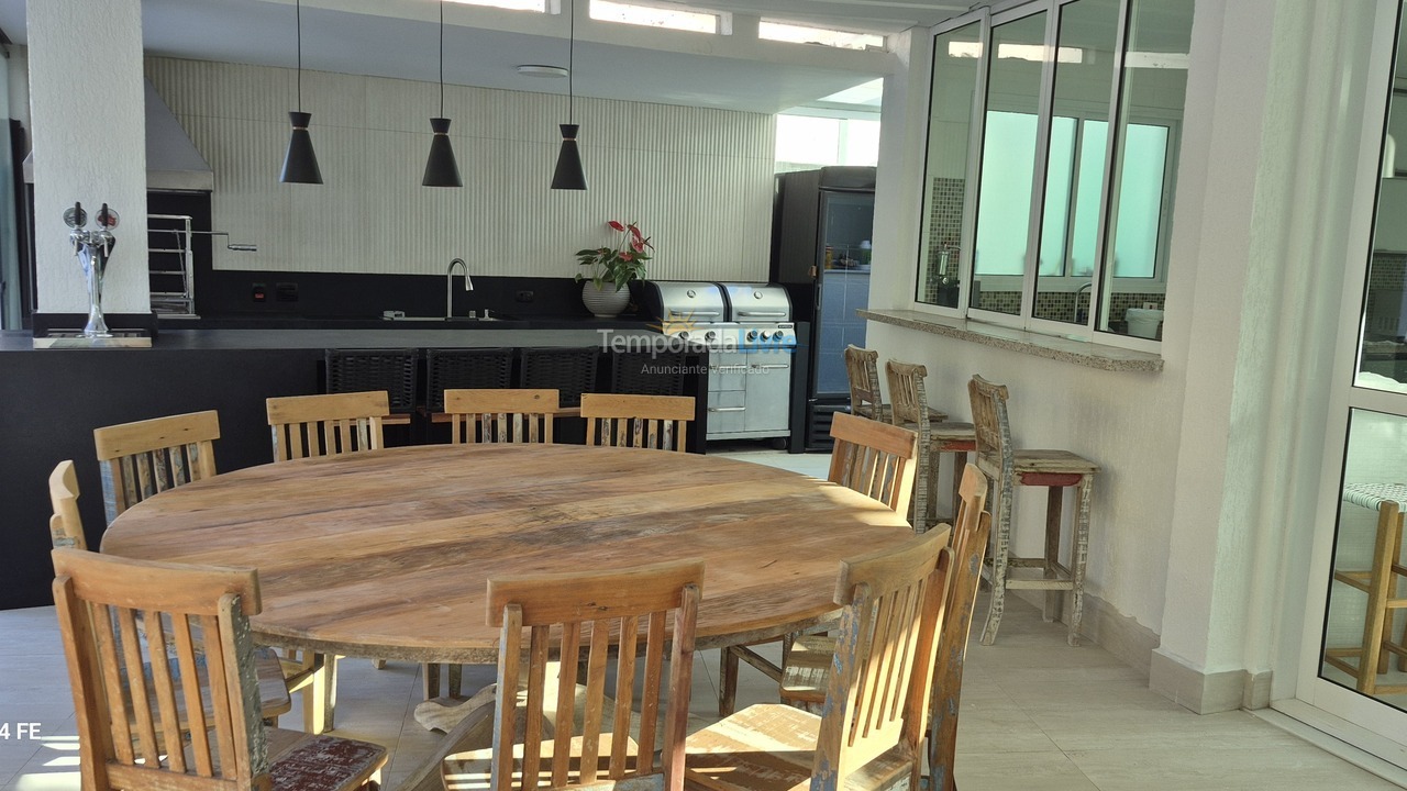 Casa para aluguel de temporada em Bertioga (Riviera de São Lourenço)