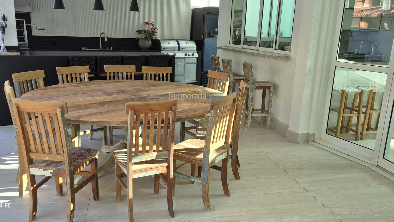 Casa para aluguel de temporada em Bertioga (Riviera de São Lourenço)