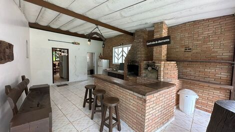 Hermosa casa disponible para nochevieja.