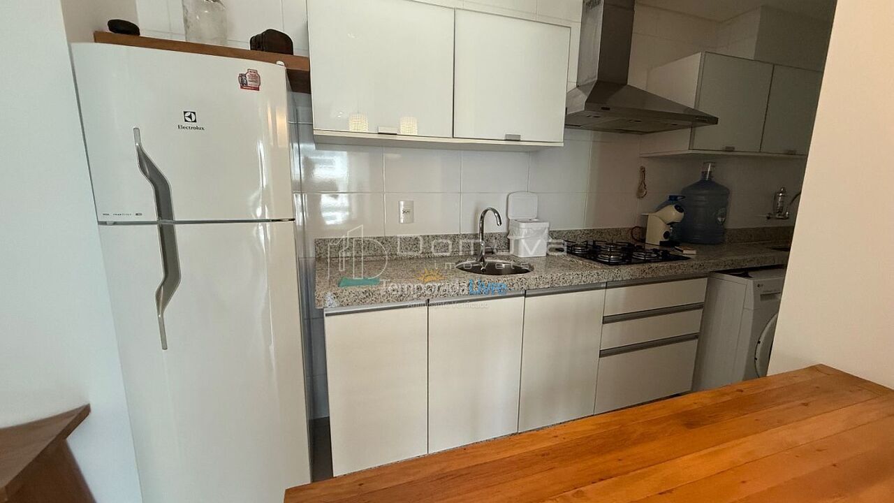 Apartamento para aluguel de temporada em Itajaí (Praia Brava)