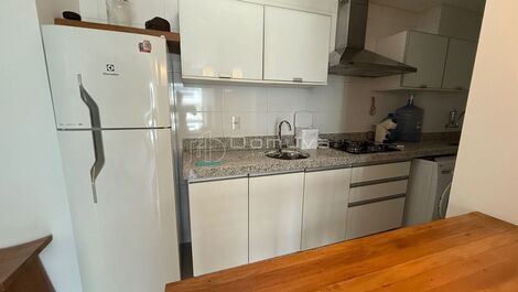 Locação Temporada 2 quartos, sendo 1 suíte Praia Brava