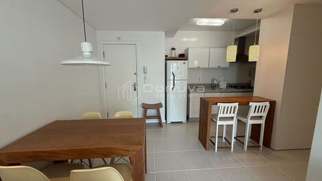 Locação Temporada 2 quartos, sendo 1 suíte Praia Brava