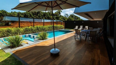 Mansão em Cond. Praia dos Milionários - Ilhéus-BA