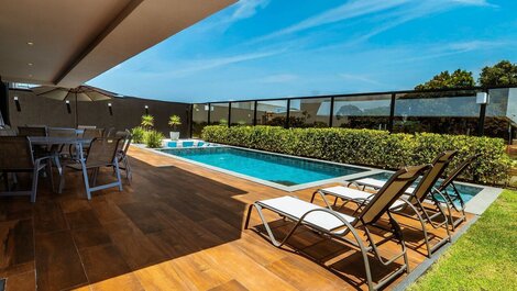 Mansão em Cond. Praia dos Milionários - Ilhéus-BA