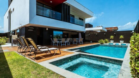 Mansão em Cond. Praia dos Milionários - Ilhéus-BA