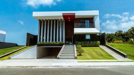 Mansão em Cond. Praia dos Milionários - Ilhéus-BA