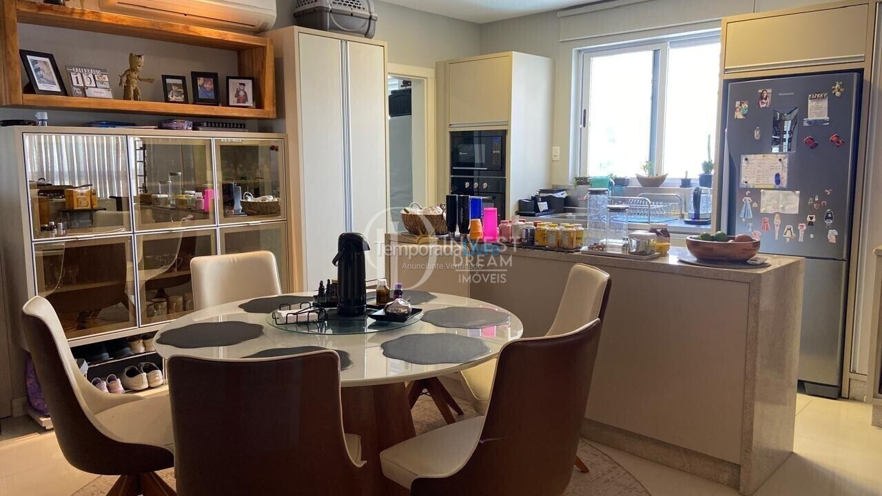 Apartamento para alquiler de vacaciones em Itapema (Meia Praia)