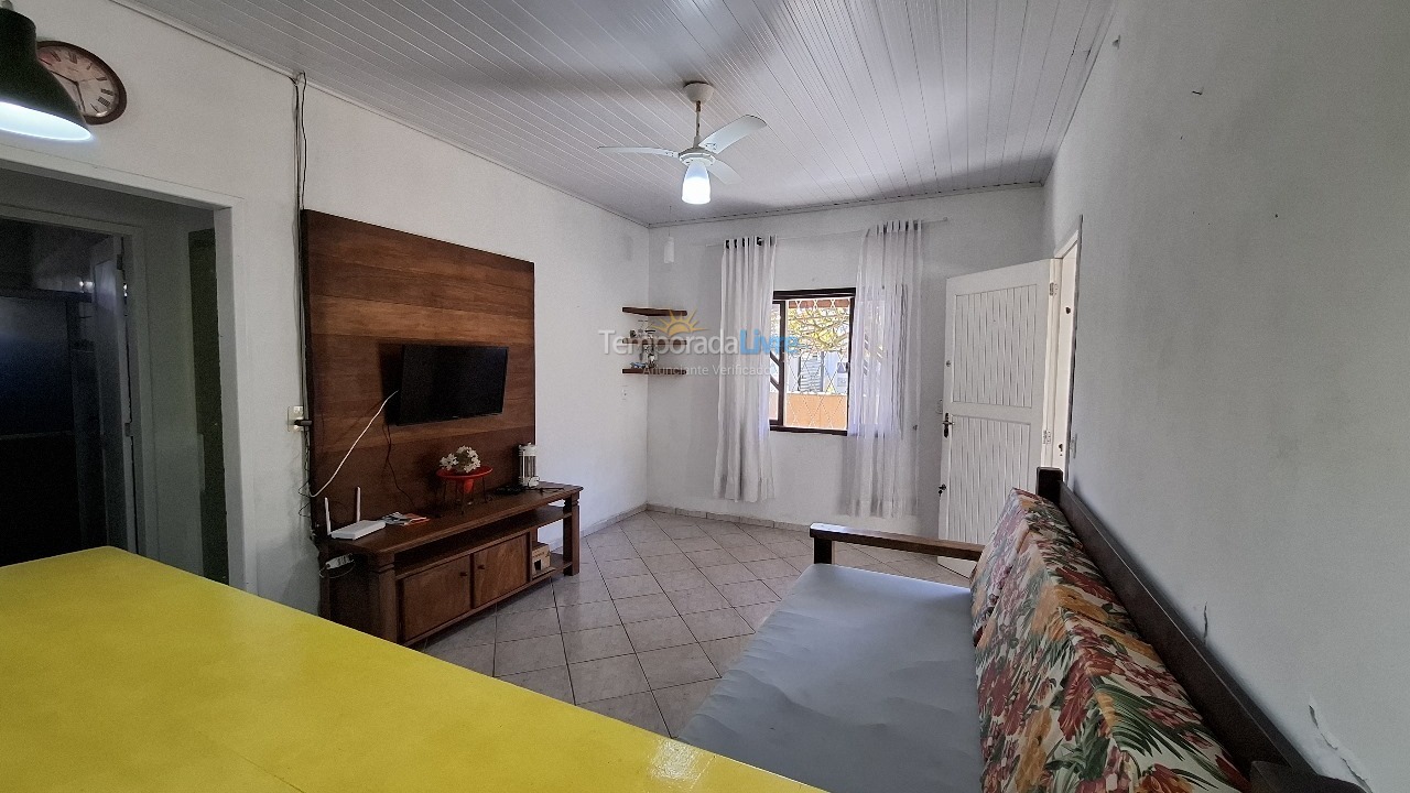 Casa para aluguel de temporada em Barra Velha (Itajuba)