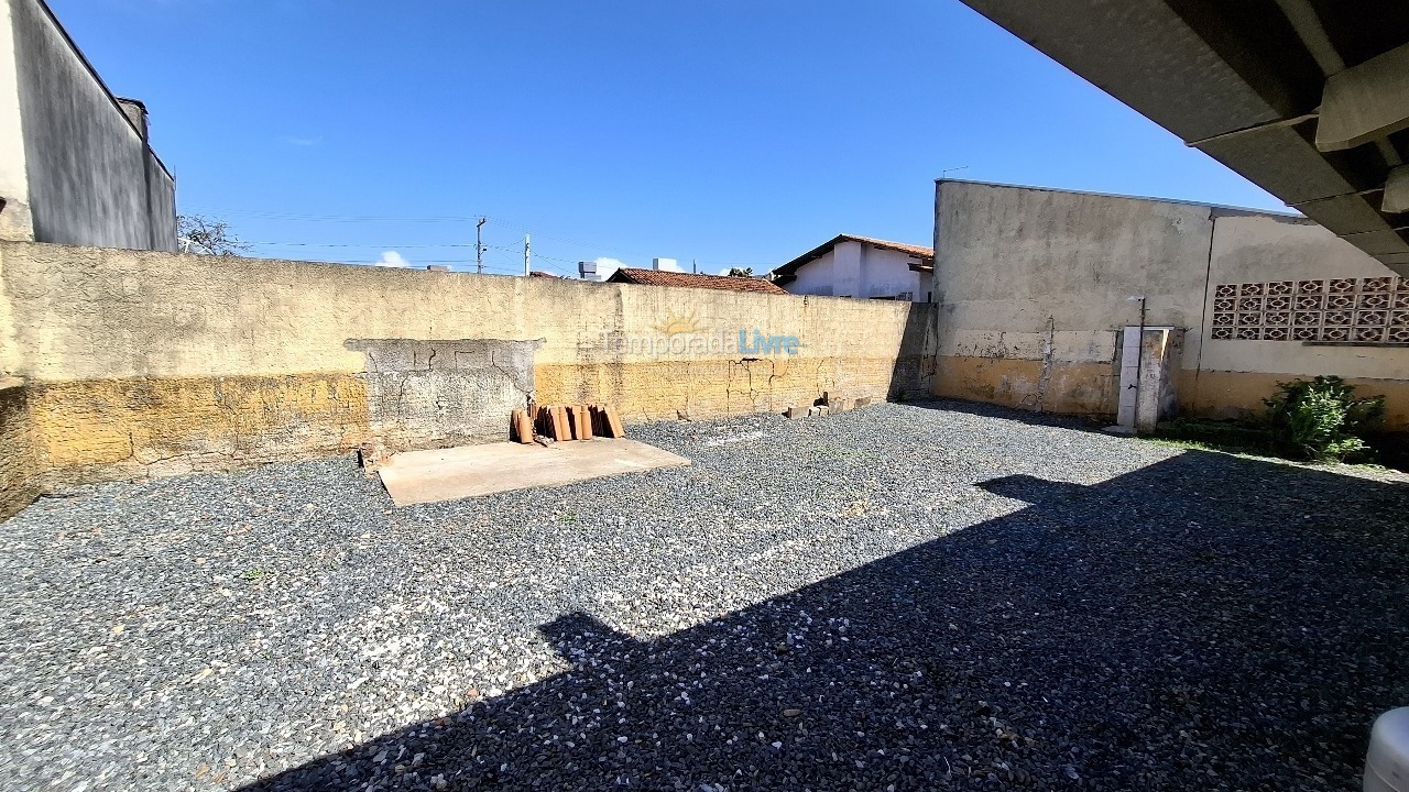 Casa para aluguel de temporada em Barra Velha (Itajuba)