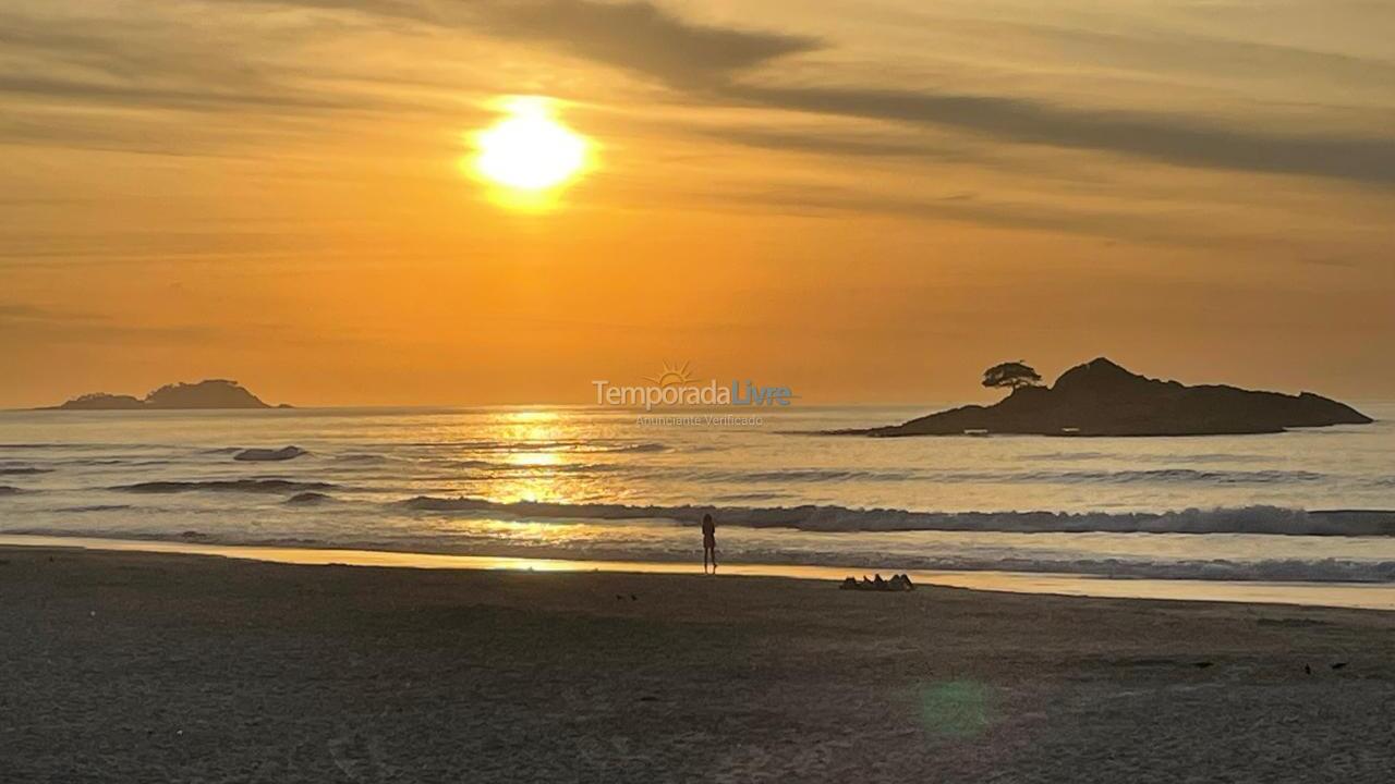 Apartamento para alquiler de vacaciones em Guarujá (Pitangueiras)