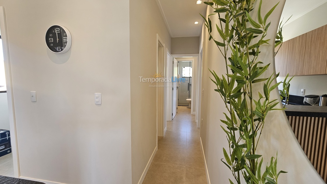 Apartamento para alquiler de vacaciones em Bombinhas (Praia de Zimbros)