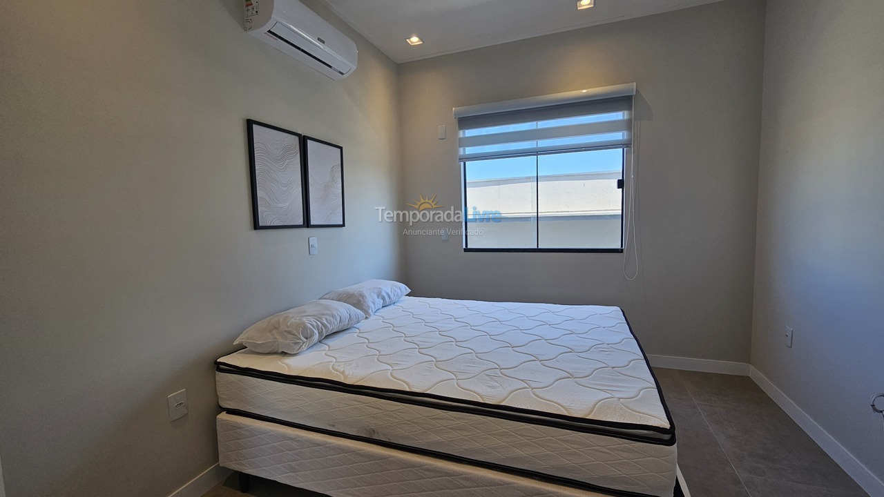 Apartamento para alquiler de vacaciones em Bombinhas (Praia de Zimbros)