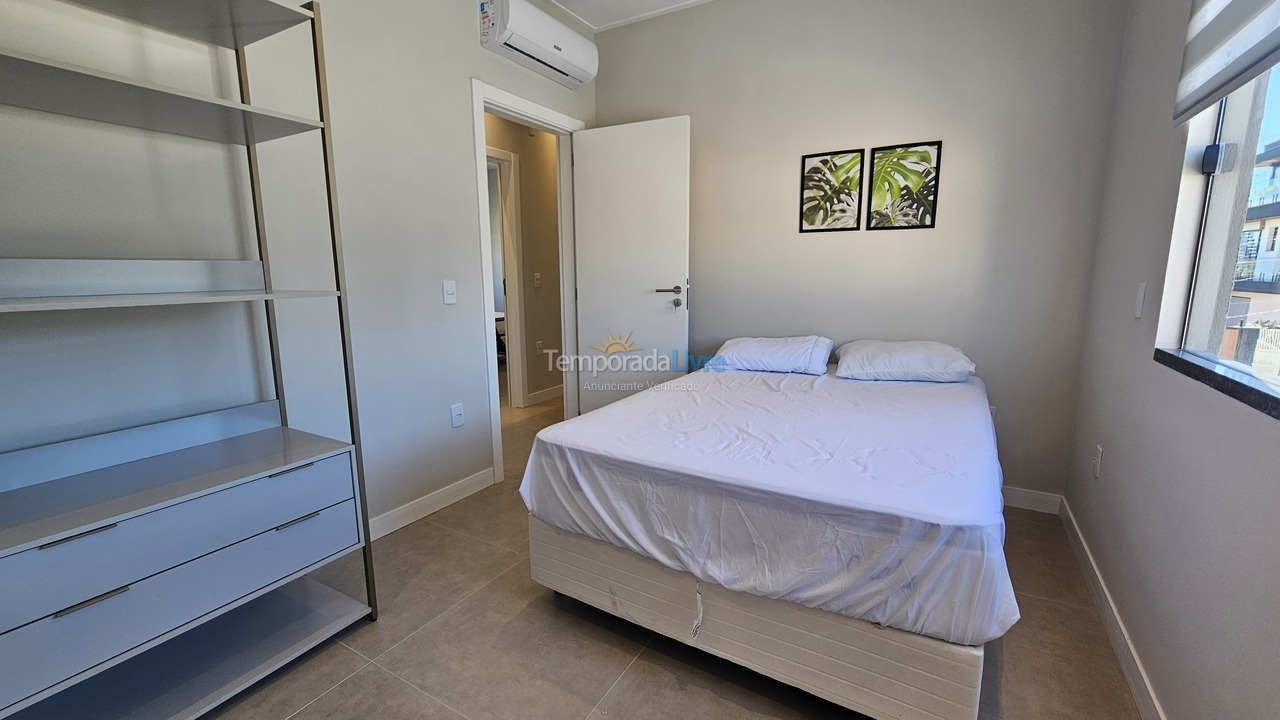 Apartamento para alquiler de vacaciones em Bombinhas (Praia de Zimbros)