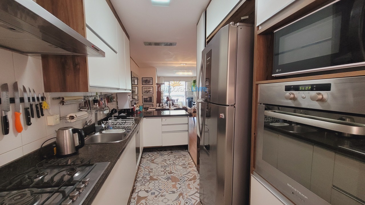 Apartamento para aluguel de temporada em Florianopolis (Canasvieiras)