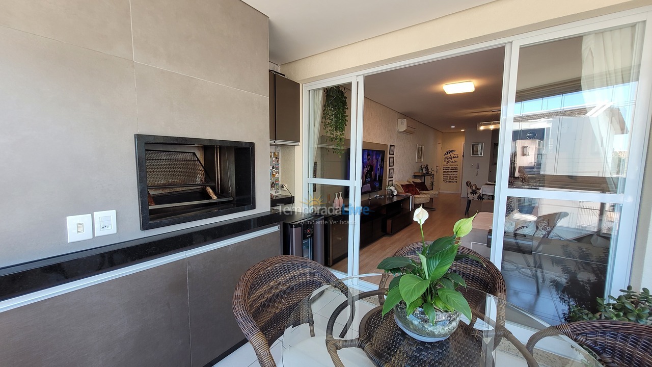 Apartamento para aluguel de temporada em Florianopolis (Canasvieiras)