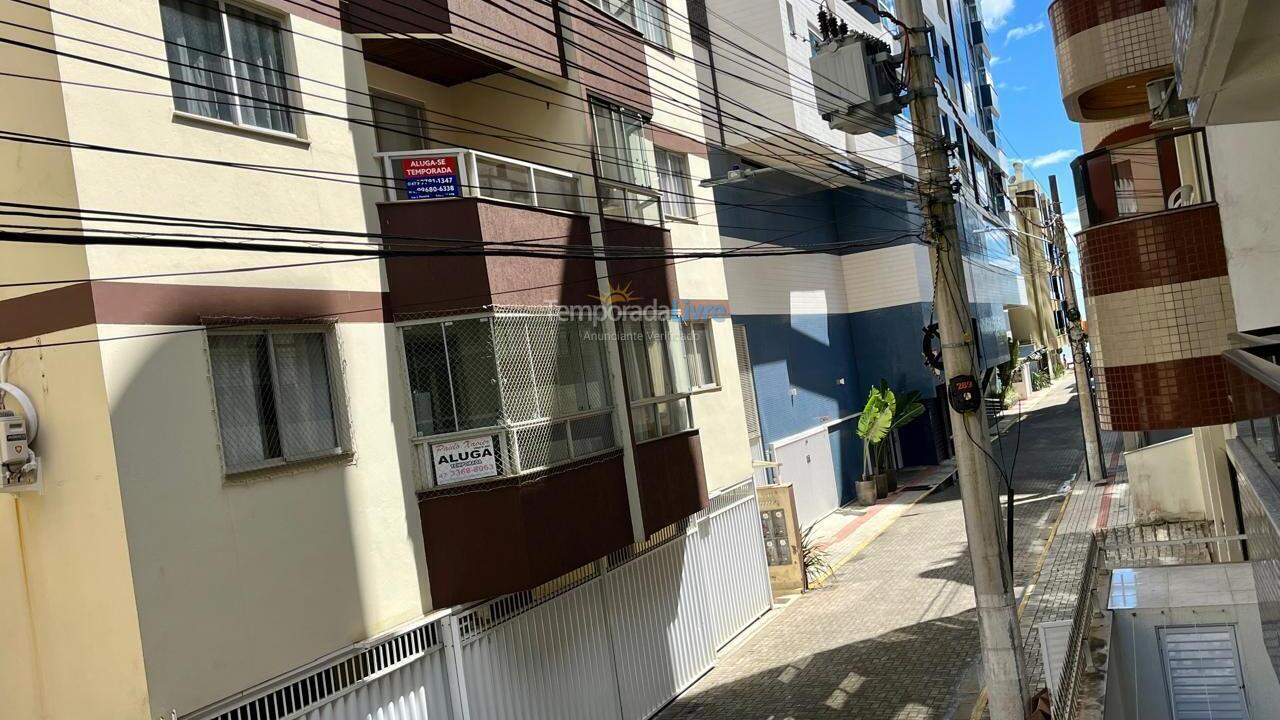 Apartment for vacation rental in Itapema (Meia Praia)