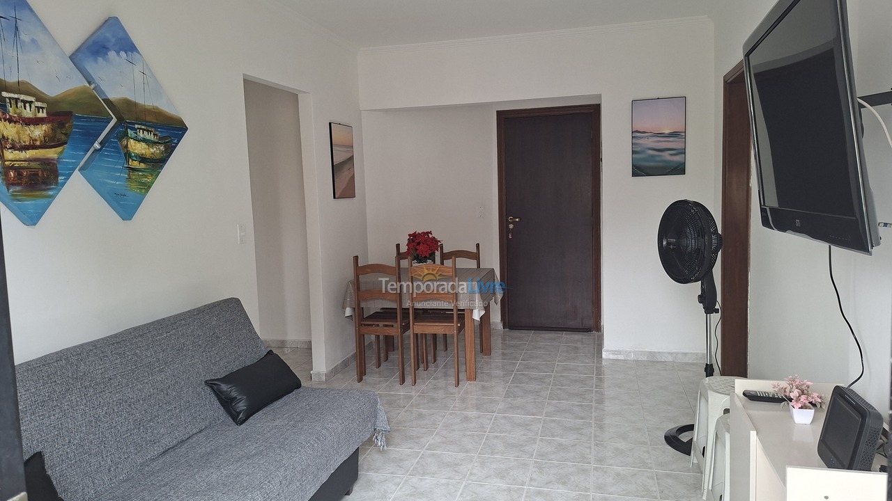 Apartamento para aluguel de temporada em Praia Grande (Vila Tupi)