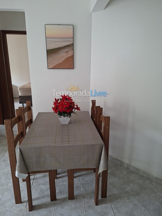 Apartamento para aluguel de temporada em Praia Grande (Vila Tupi)