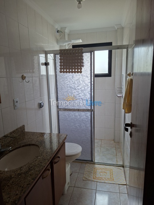 Apartamento para aluguel de temporada em Praia Grande (Vila Tupi)