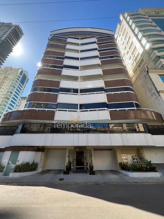 Casa para aluguel de temporada em Itapema (Meia Praia)