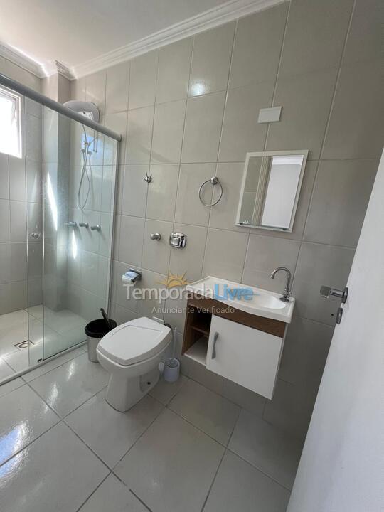 Casa para aluguel de temporada em Itapema (Meia Praia)