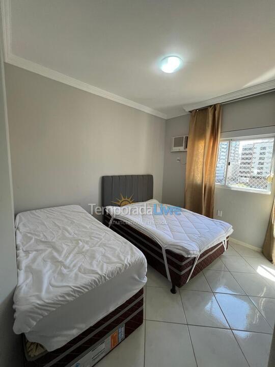 Casa para aluguel de temporada em Itapema (Meia Praia)