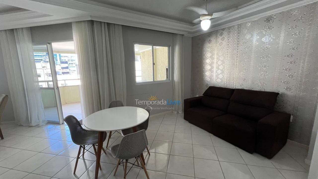 Casa para aluguel de temporada em Itapema (Meia Praia)