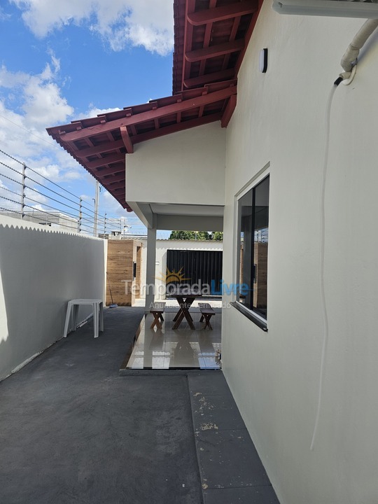 Casa para aluguel de temporada em Boa Vista (Jardim Tropical)