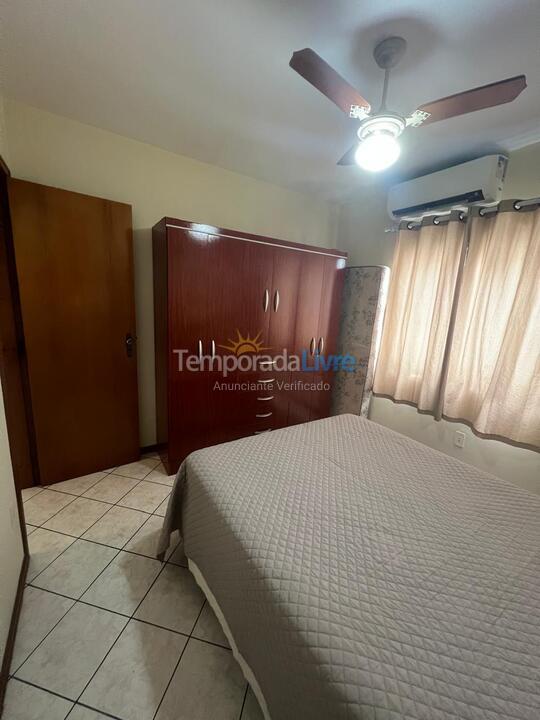 Apartamento para alquiler de vacaciones em Itapema (Meia Praia)