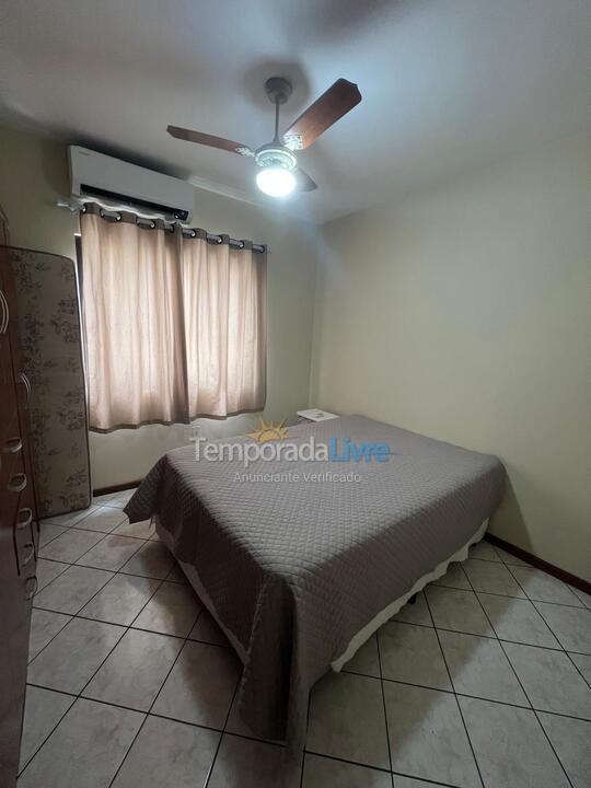 Apartamento para alquiler de vacaciones em Itapema (Meia Praia)