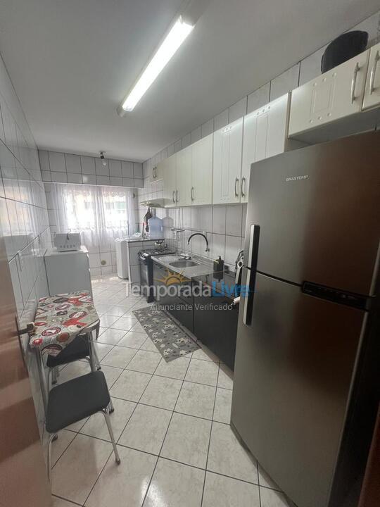 Apartamento para alquiler de vacaciones em Itapema (Meia Praia)