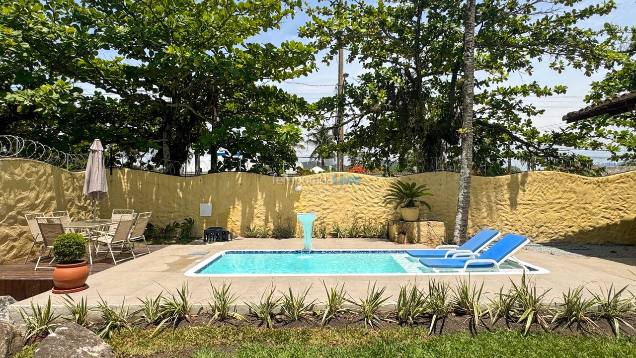 House for vacation rental in Guarujá (Praia do Pernambuco)