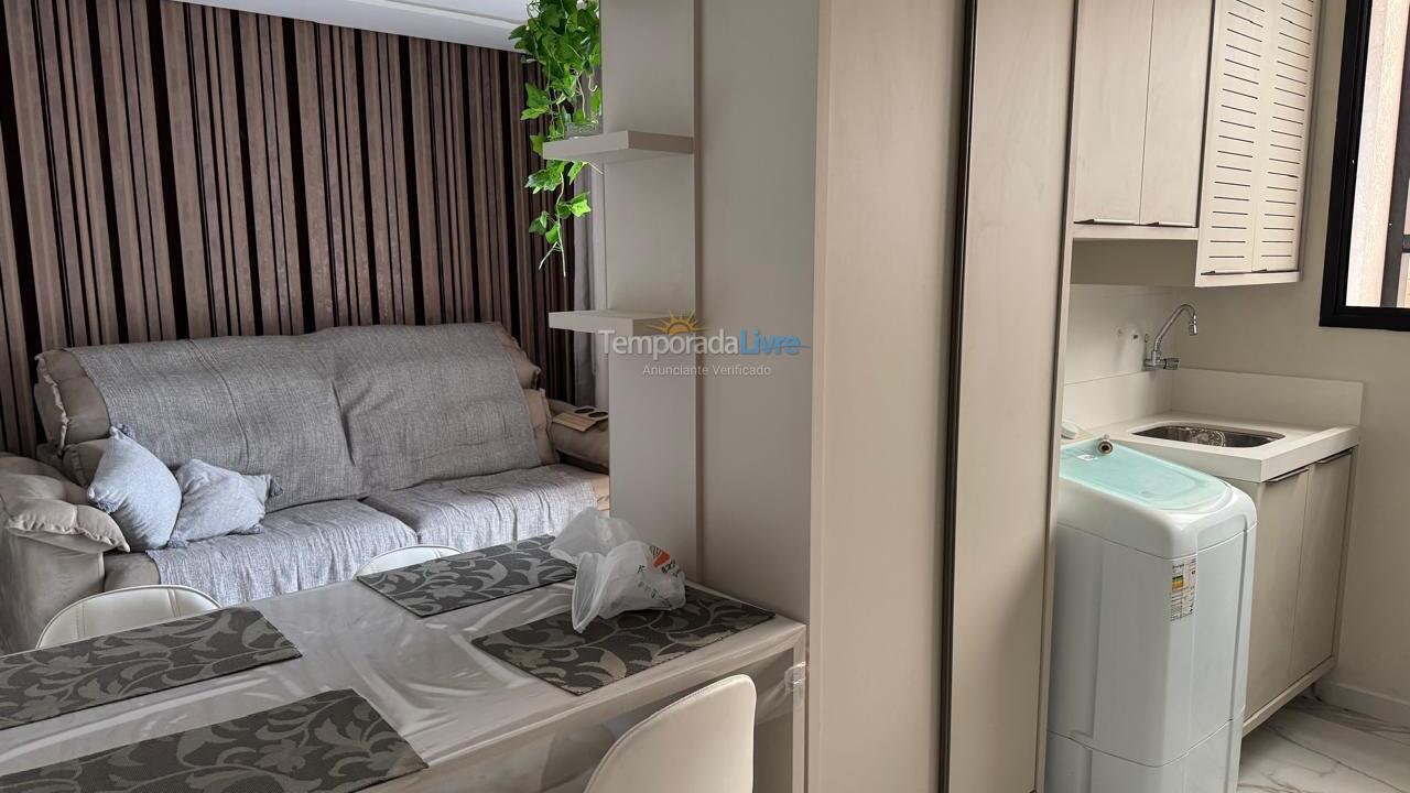 Apartamento para aluguel de temporada em Florianópolis (Praia do Santinho)